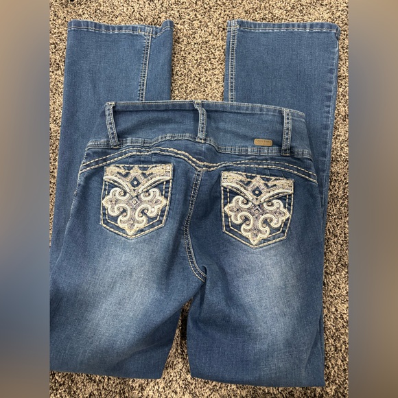 Women's Blue Jeans - Picture 3 of 5